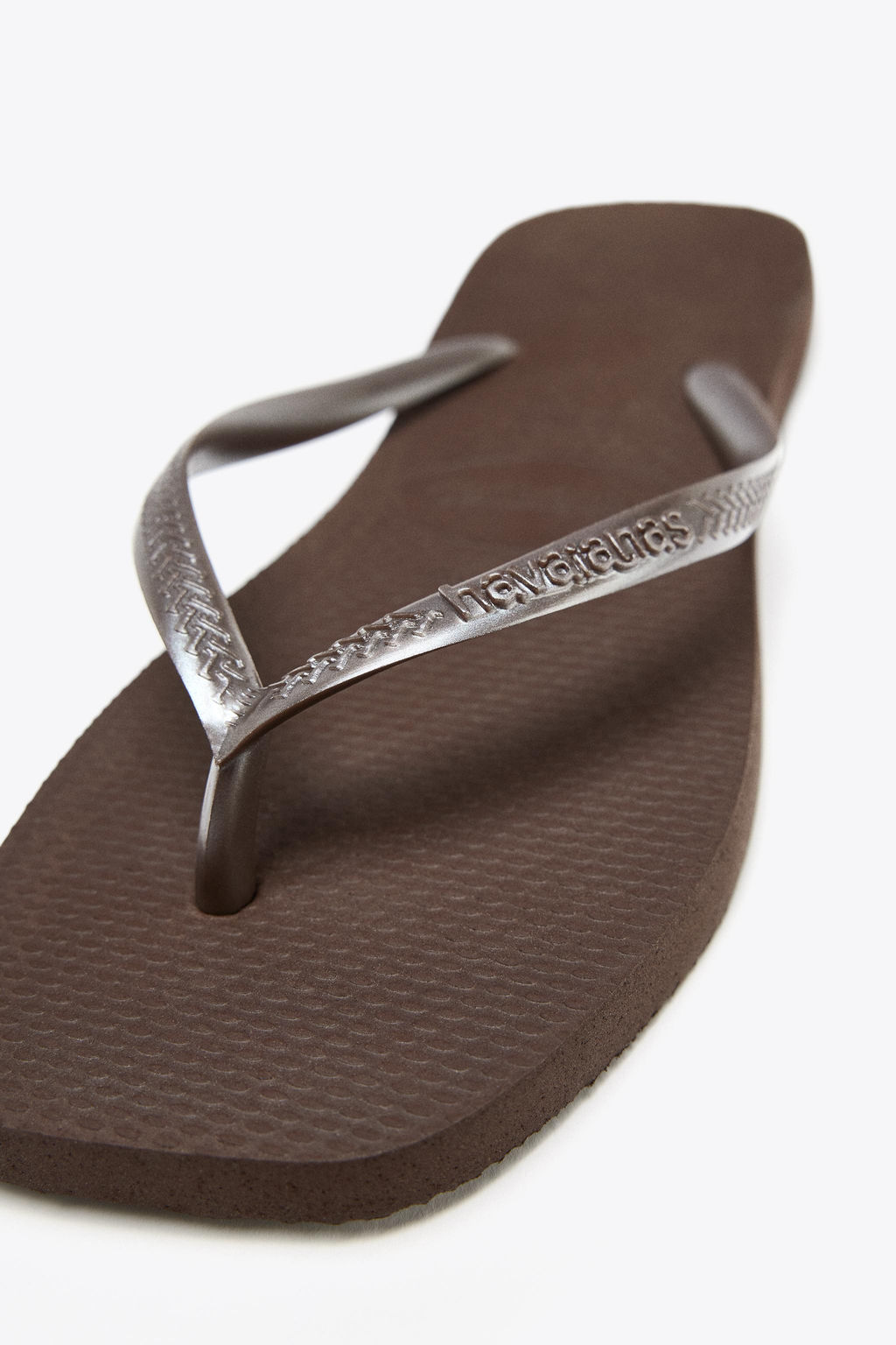 HAVAIANAS ® x ZARA SANDALS