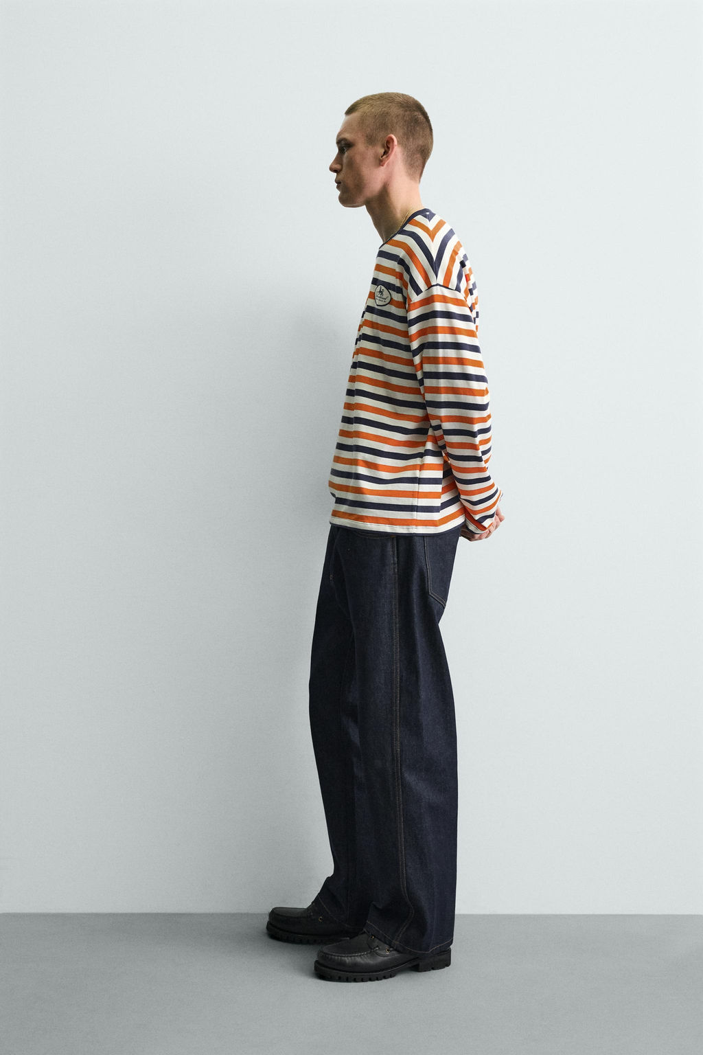 CAMISETA JACQUARD RAYAS PARCHE / rayas