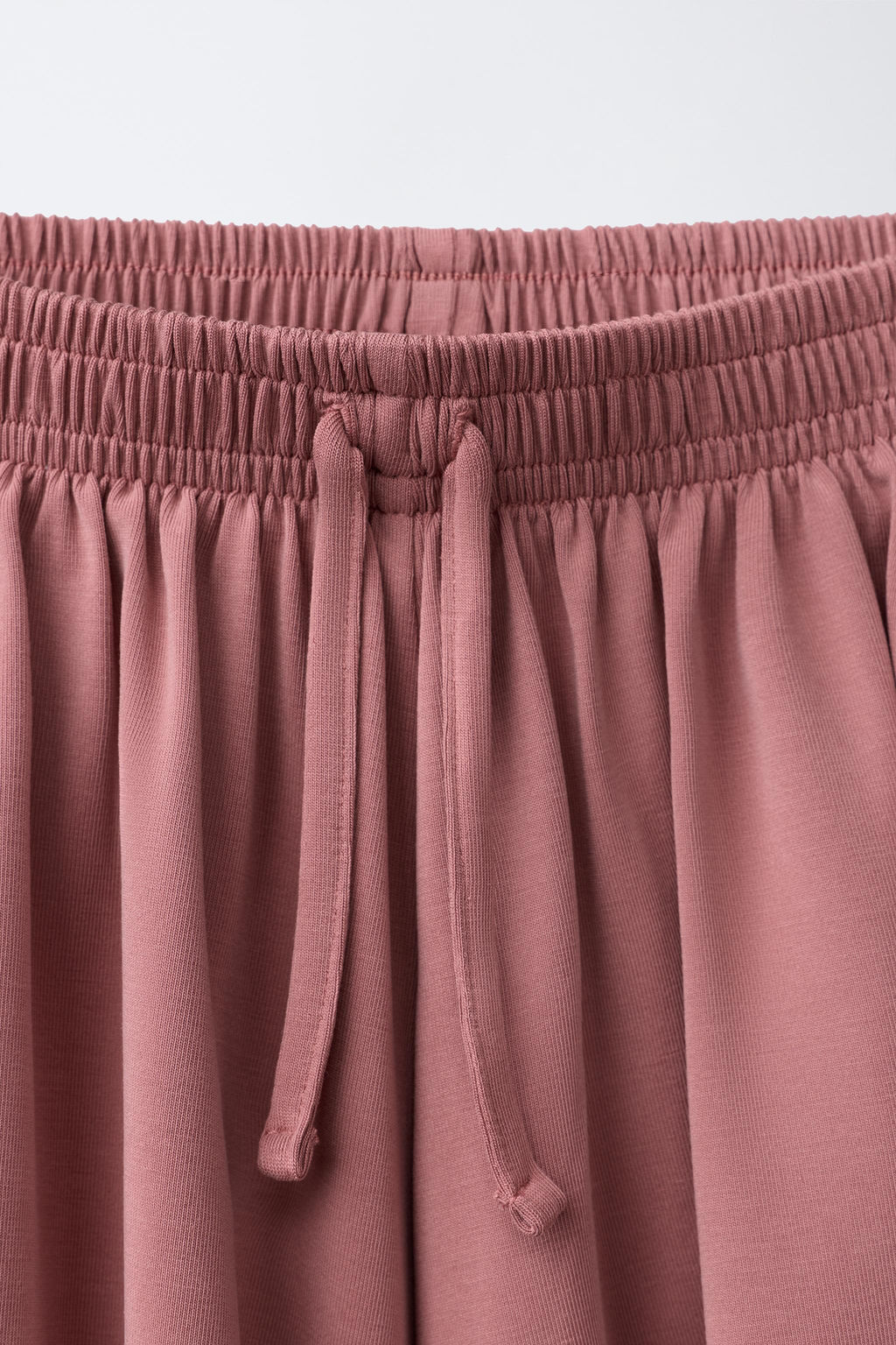 BERMUDA FLUIDA SPORTY CON MODAL / Rosa empolvado - Zara фото 4