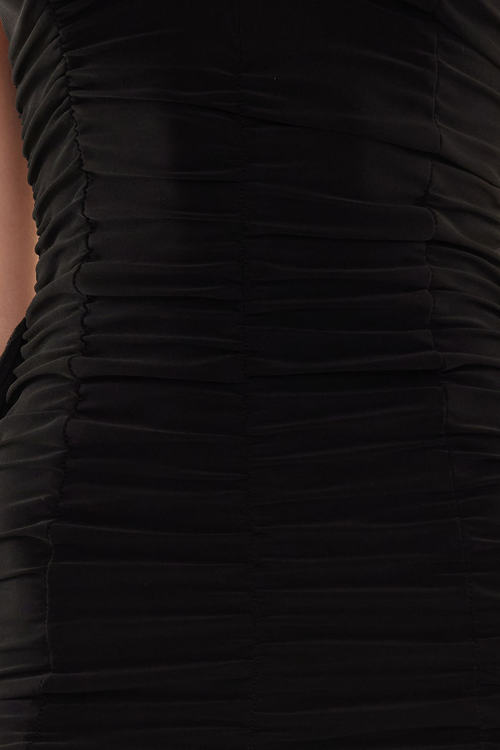 Siyah Vucuda Oturan Drapeli Orme K?sa Elbise TPRSS24EL00014 - Trendyolmilla фото 5