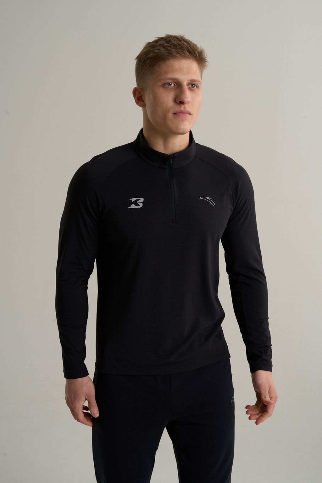 Лонгслив half-zip Черный ANTA RUNNING LS Tee фото 2