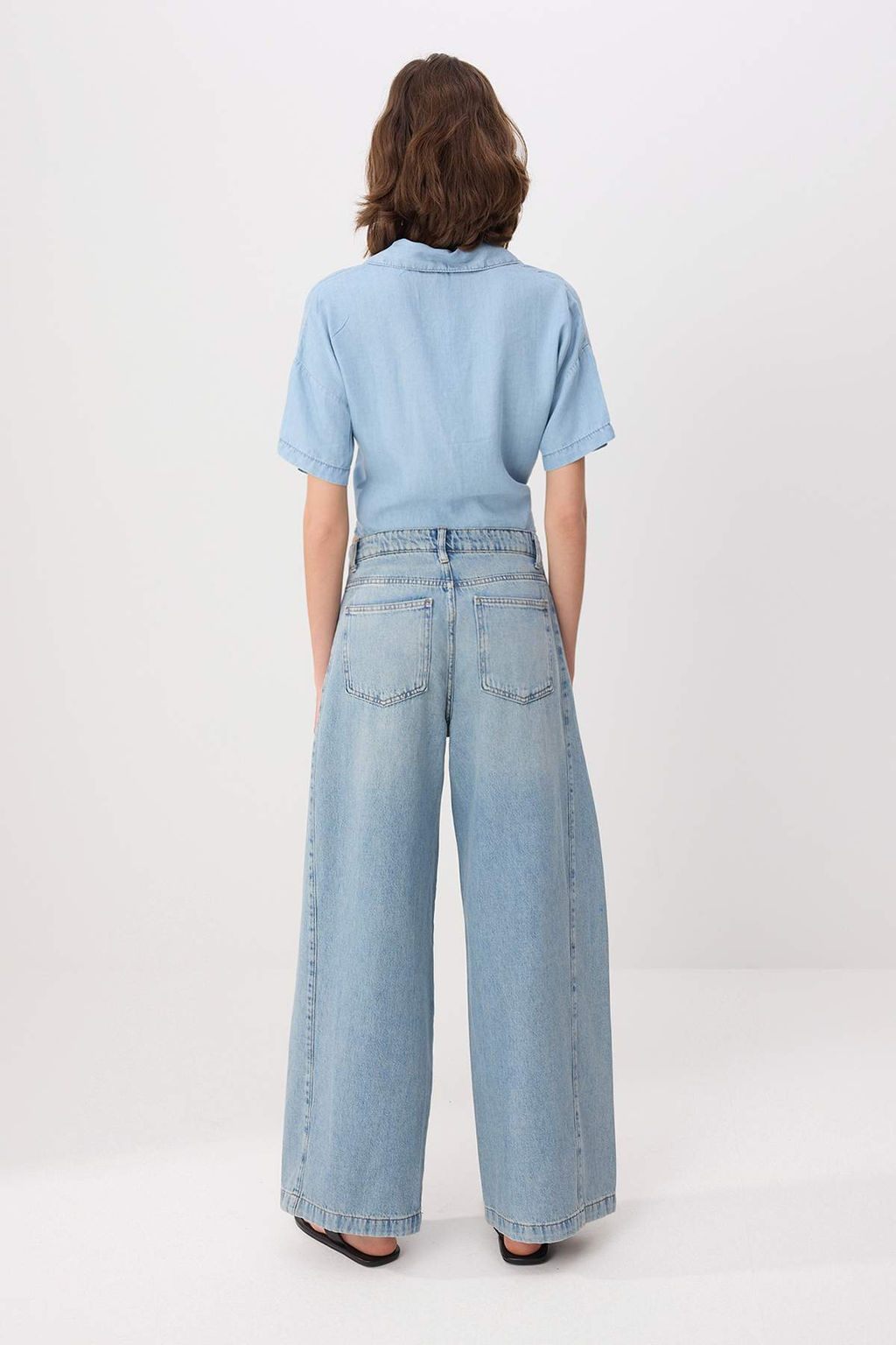 Mavi Dikis Detayl? Yuksek Bel Wide Leg Jeans TWOSS26JE00318 - Trendyolmilla фото 5