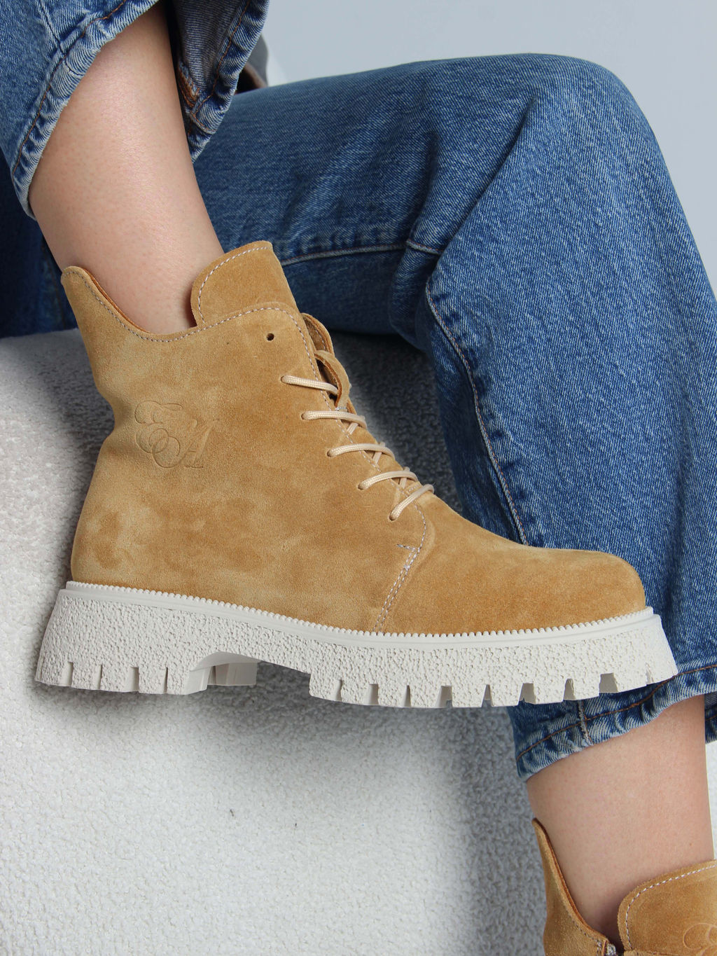 Ботинки 228.V.1541be. светло-желтый замша/Шерсть