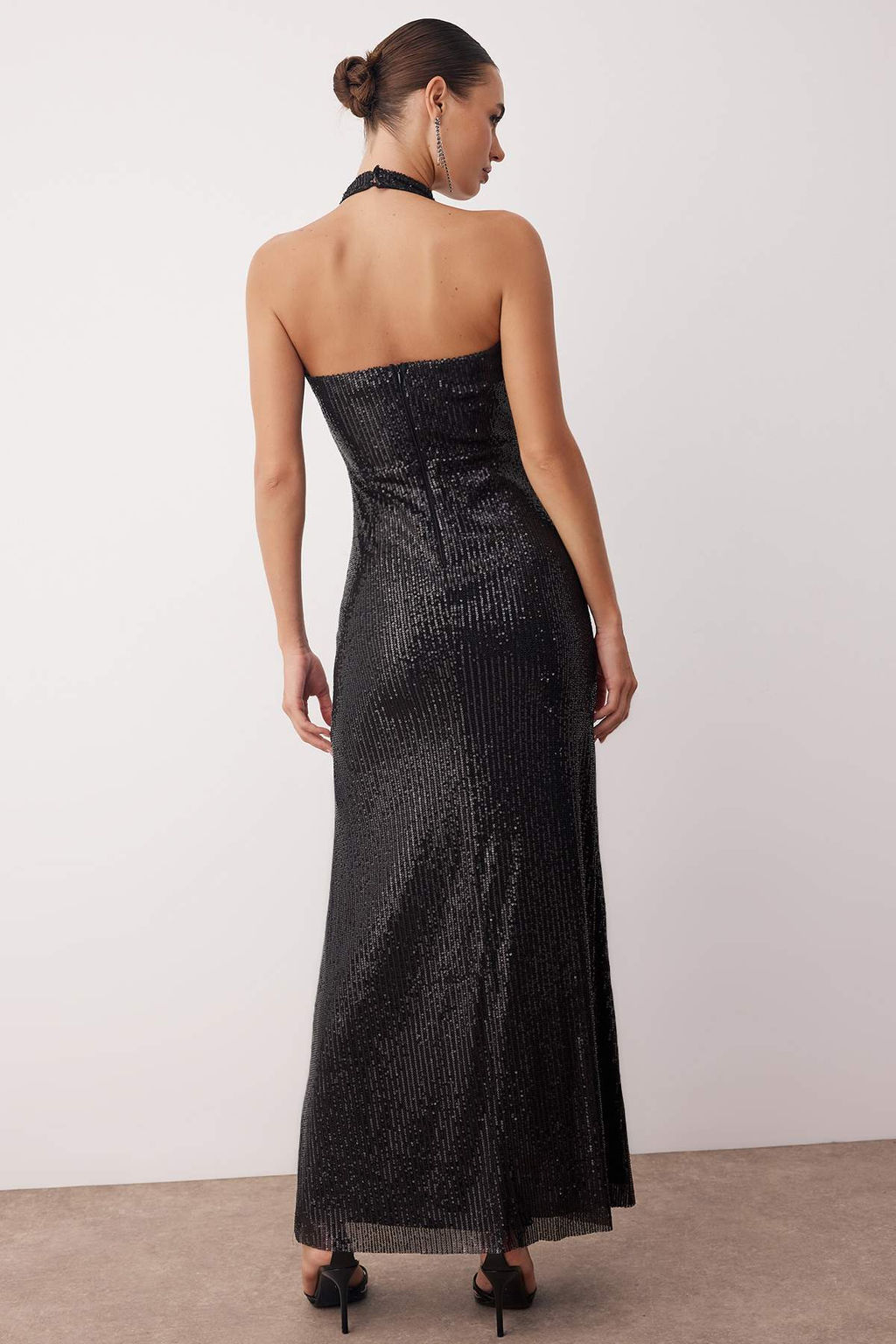 Siyah Duz Payet Degaje Yaka S?k Abiye & Mezuniyet Elbisesi TPRSS25AE00189