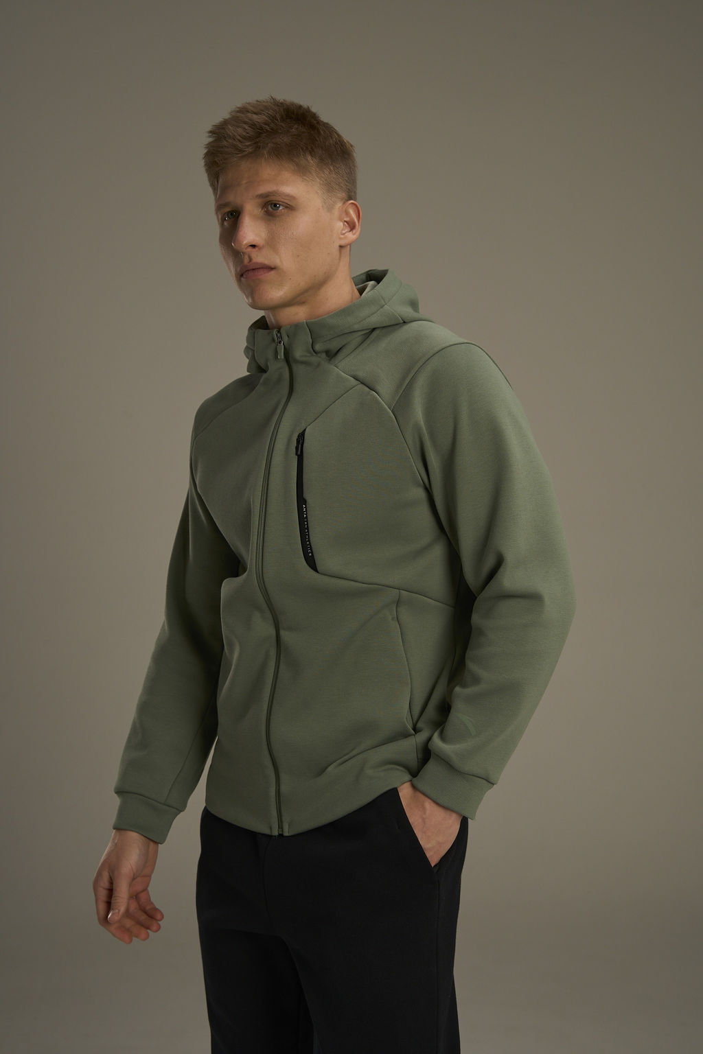 Толстовка на молнии утепленная Зеленый