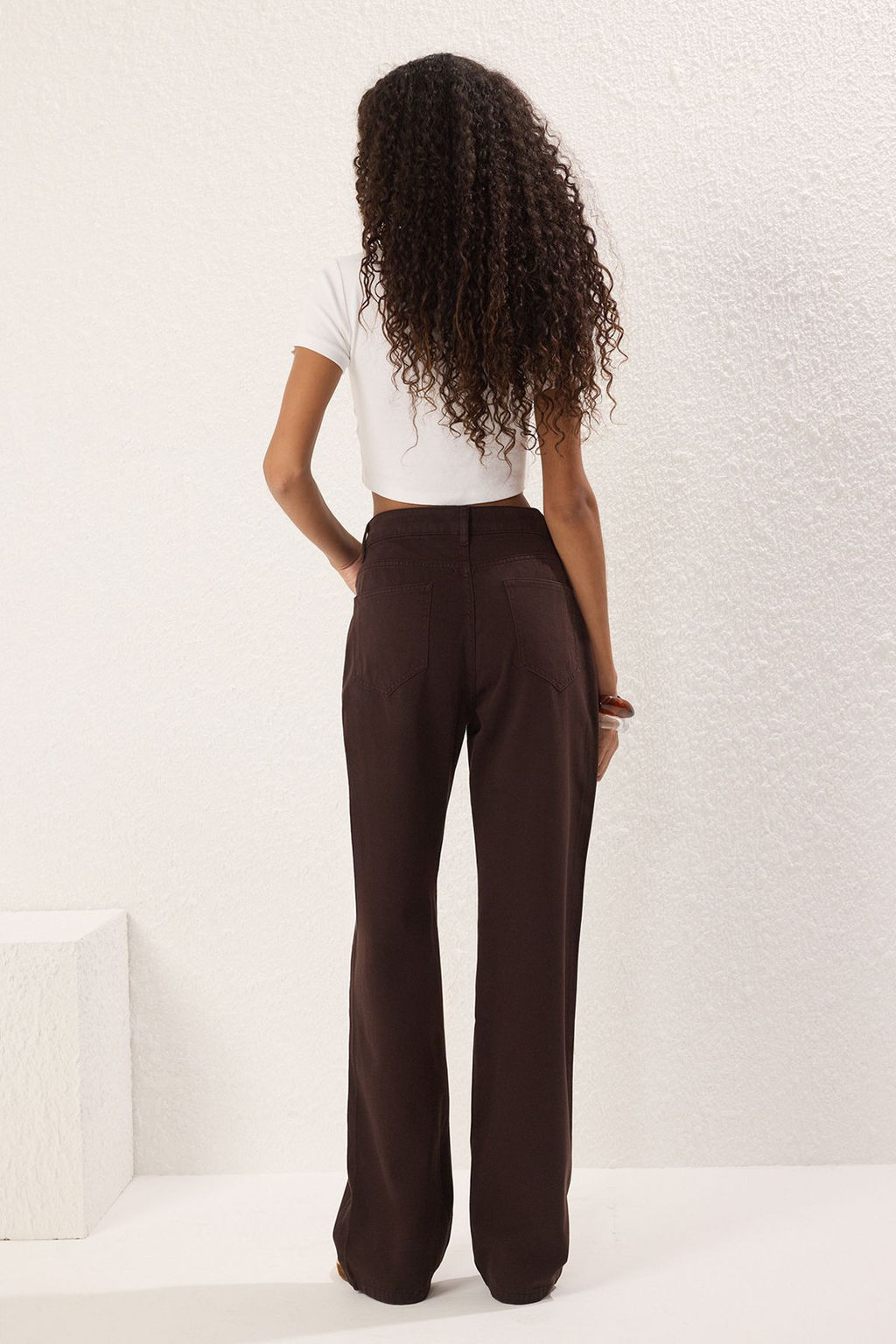 TRENDYOLMILLA Mavi Yuksek Bel Wide Leg Jeans TWOSS22JE0242  фото 32