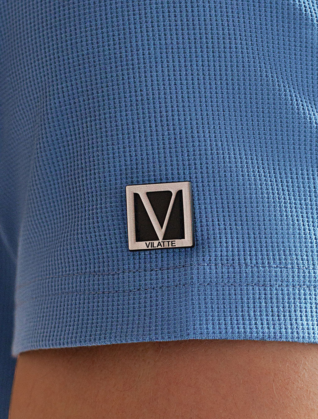 Футболка-поло из фактурного трикотажа - Vilatte фото 5