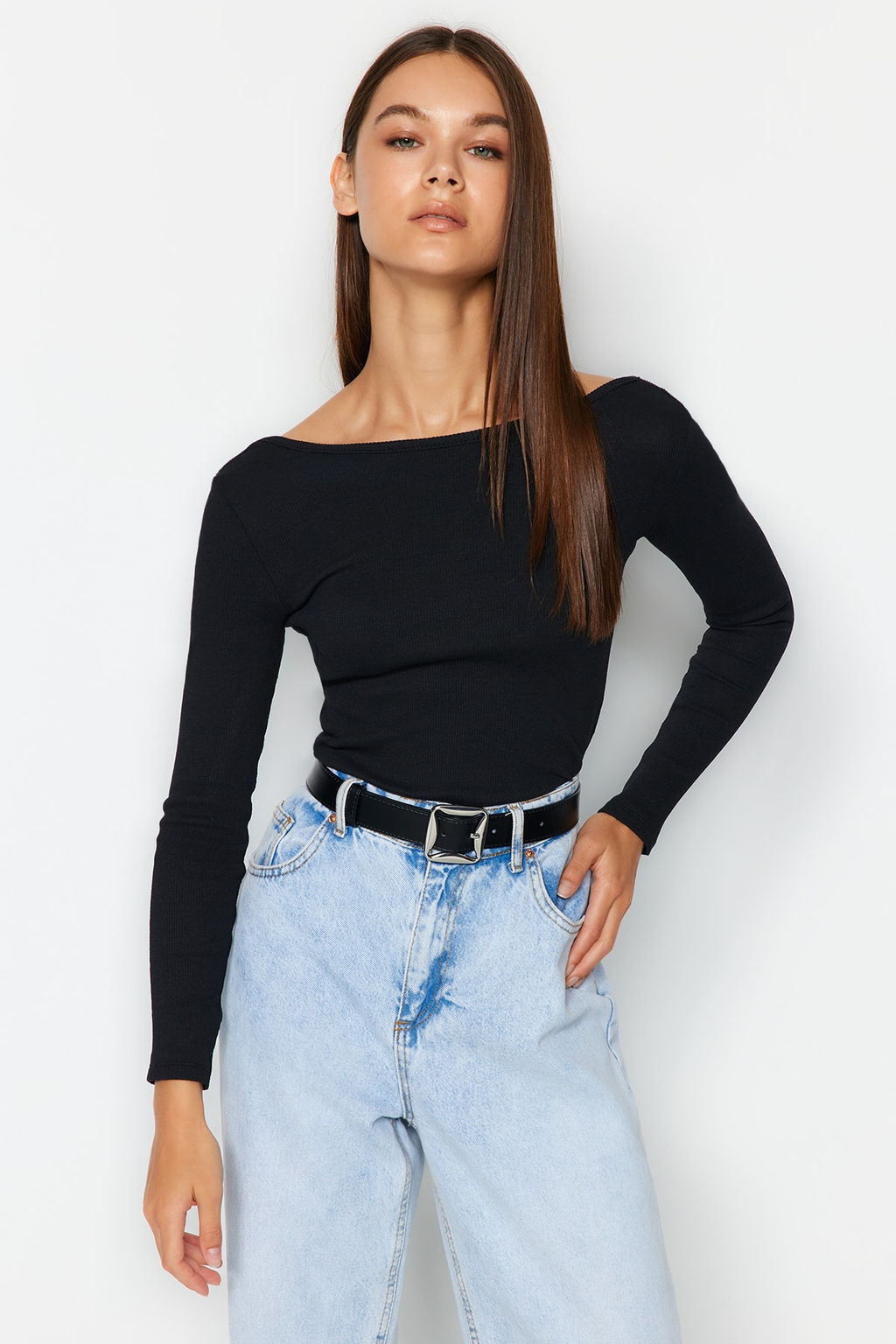 Trendyolmilla Siyah S?rt Dekolteli Fitted/Vucuda Oturan Fitilli Esnek Orme Bluz TWOAW24BZ00105  фото 3