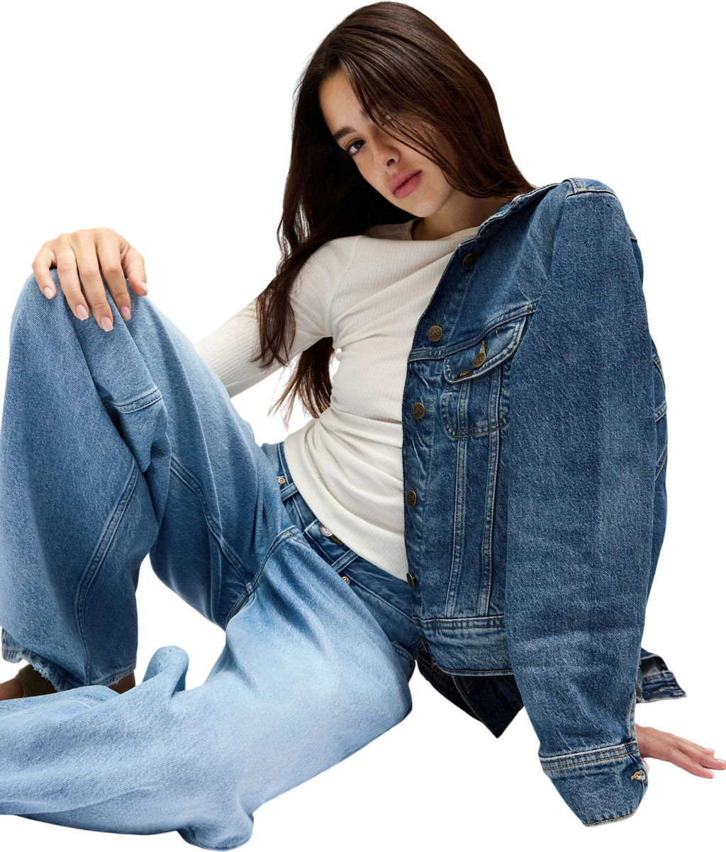 Джинсы женские