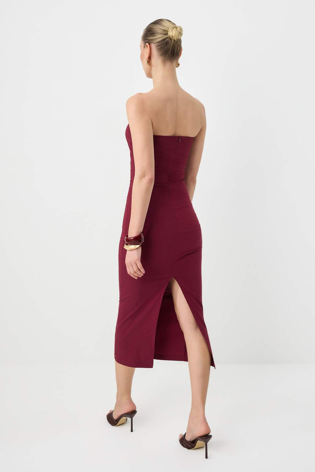 Bordo Toparlay_c_ Kal_p Bodycone/V_cudu Saran Maxi Dokuma Elbise TWOSS26EL00768 - Trendyolmilla фото 4