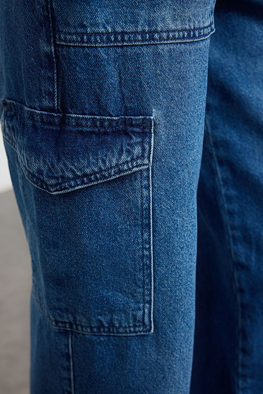 Siyah Kargo Cepli Yuksek Bel Wide Leg Jeans TWOAW22JE0393 - Trendyolmilla фото 20