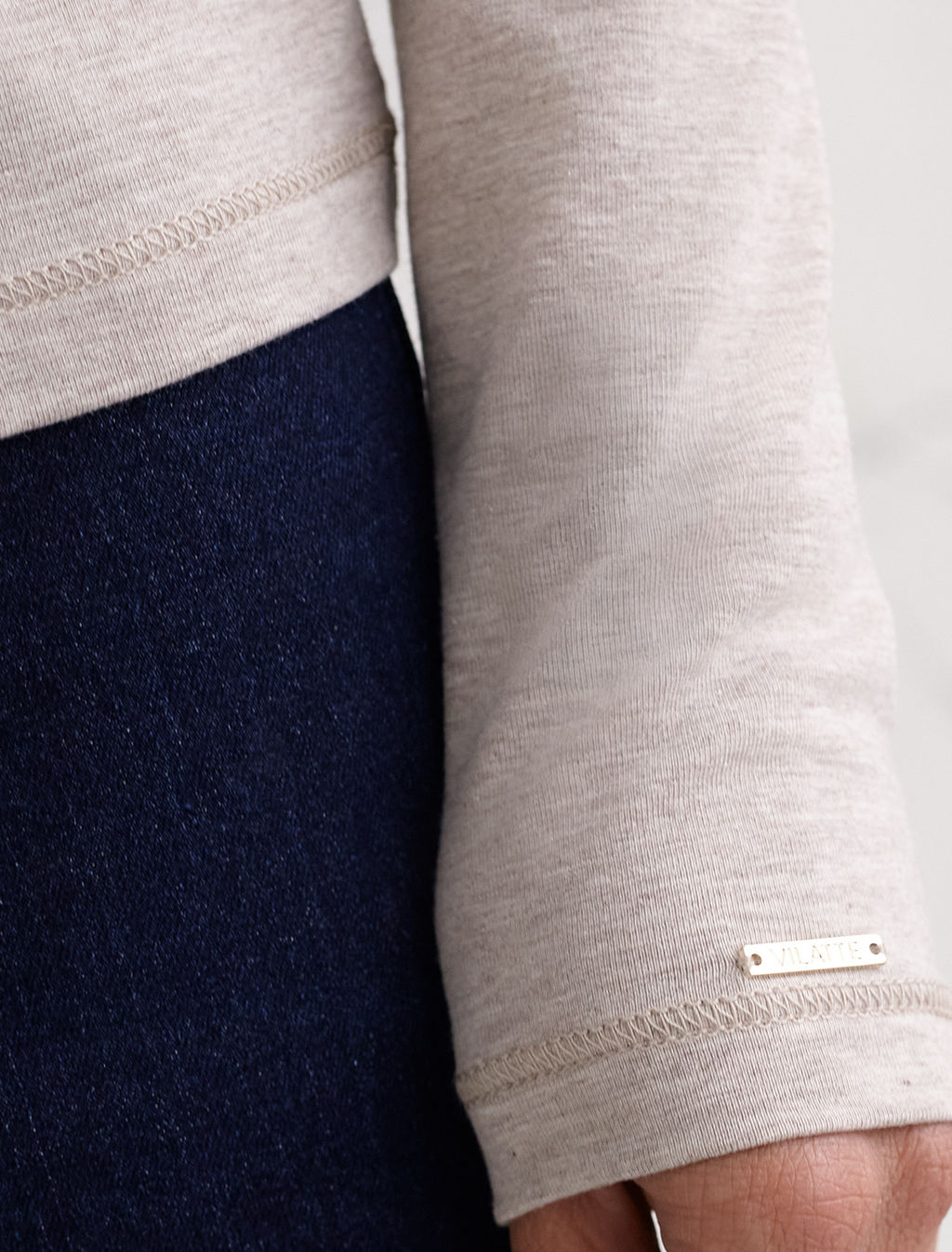 Лонгслив из премиального хлопка с эластаном - Vilatte фото 3