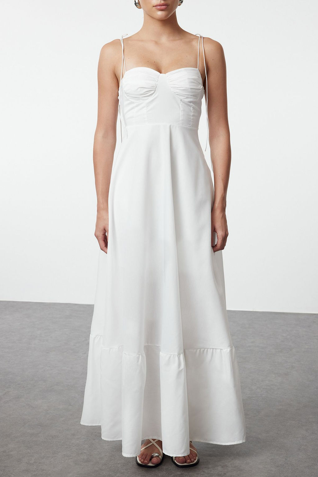 TRENDYOLMILLA Beyaz Drape Detayl? Dokuma Maxi Elbise TWOSS24EL01128 фото 4