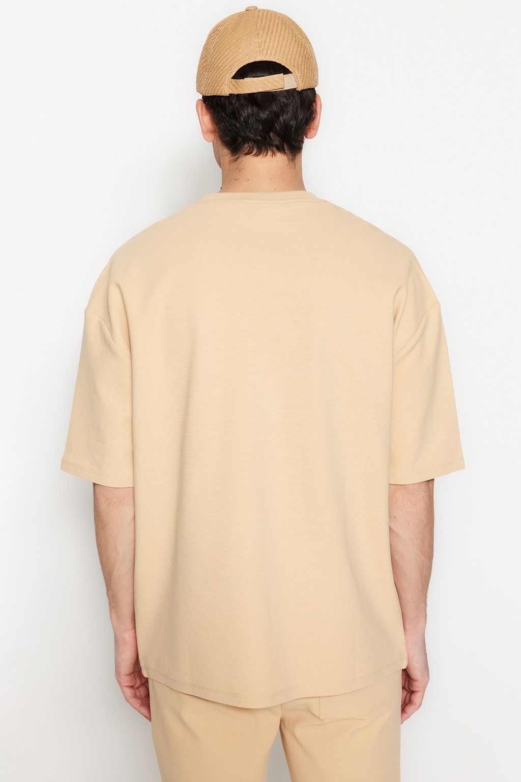 TRENDYOL MAN Premium Ekru Oversize %100 Pamuklu Etiketli Dokulu T-Shirt TMNSS23TS00069 - Trendyolmilla фото 14