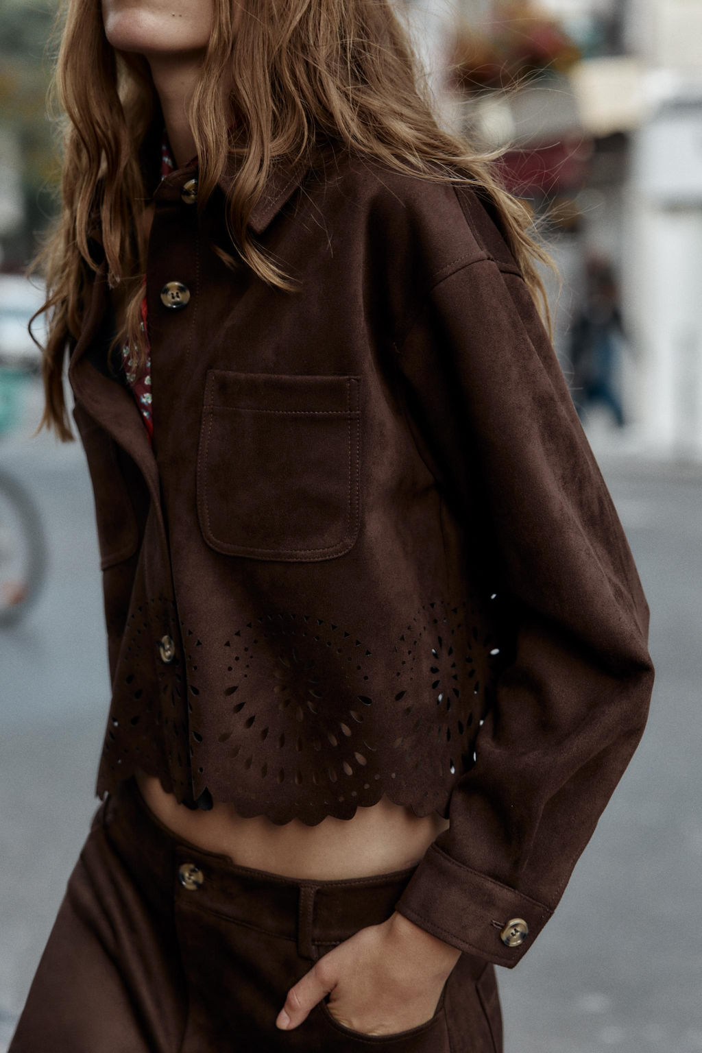 FAUX SUEDE DIE-CUT HEM JACKET - Zara фото 3