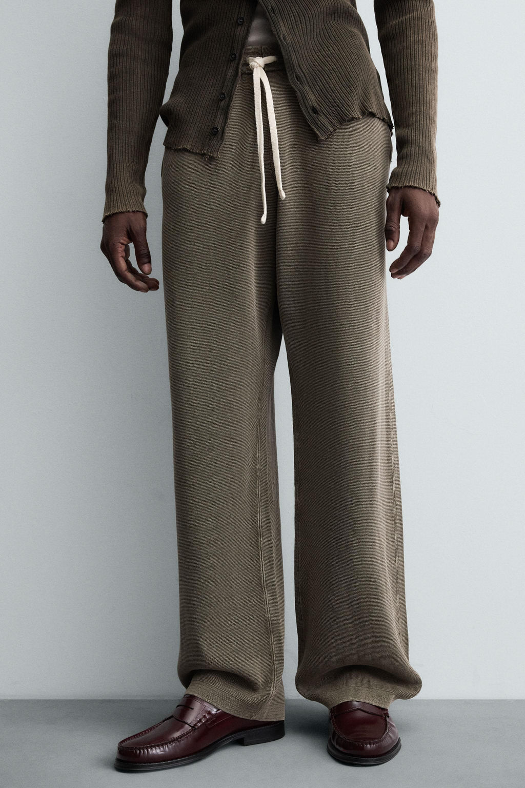 TEXTURED KNIT TROUSERS - Zara фото 5