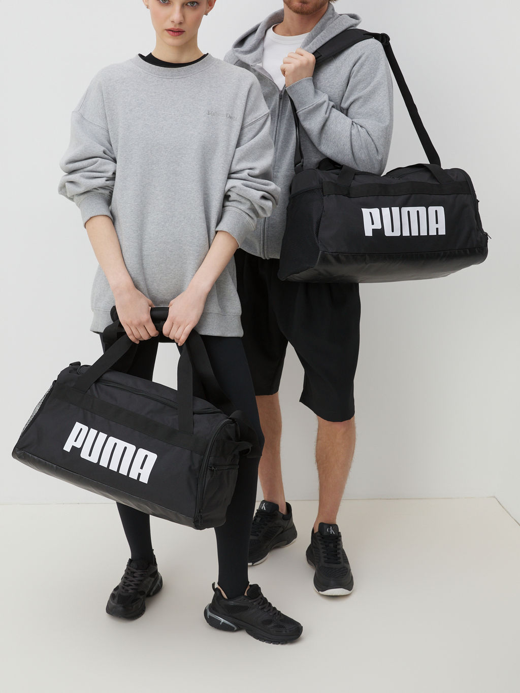 Спортивная сумка PUMA PUMA CHALLENGER Small Sports Bag Артикул 4301796, черный - Gerard henon фото 2