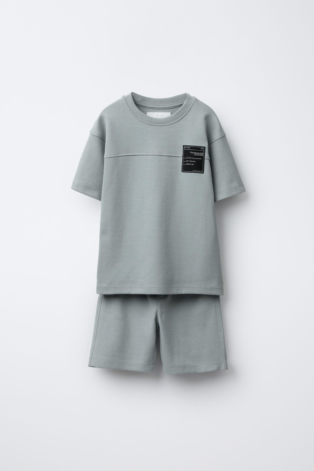 LABEL INTERLOCK T-SHIRT AND BERMUDA SHORTS SET