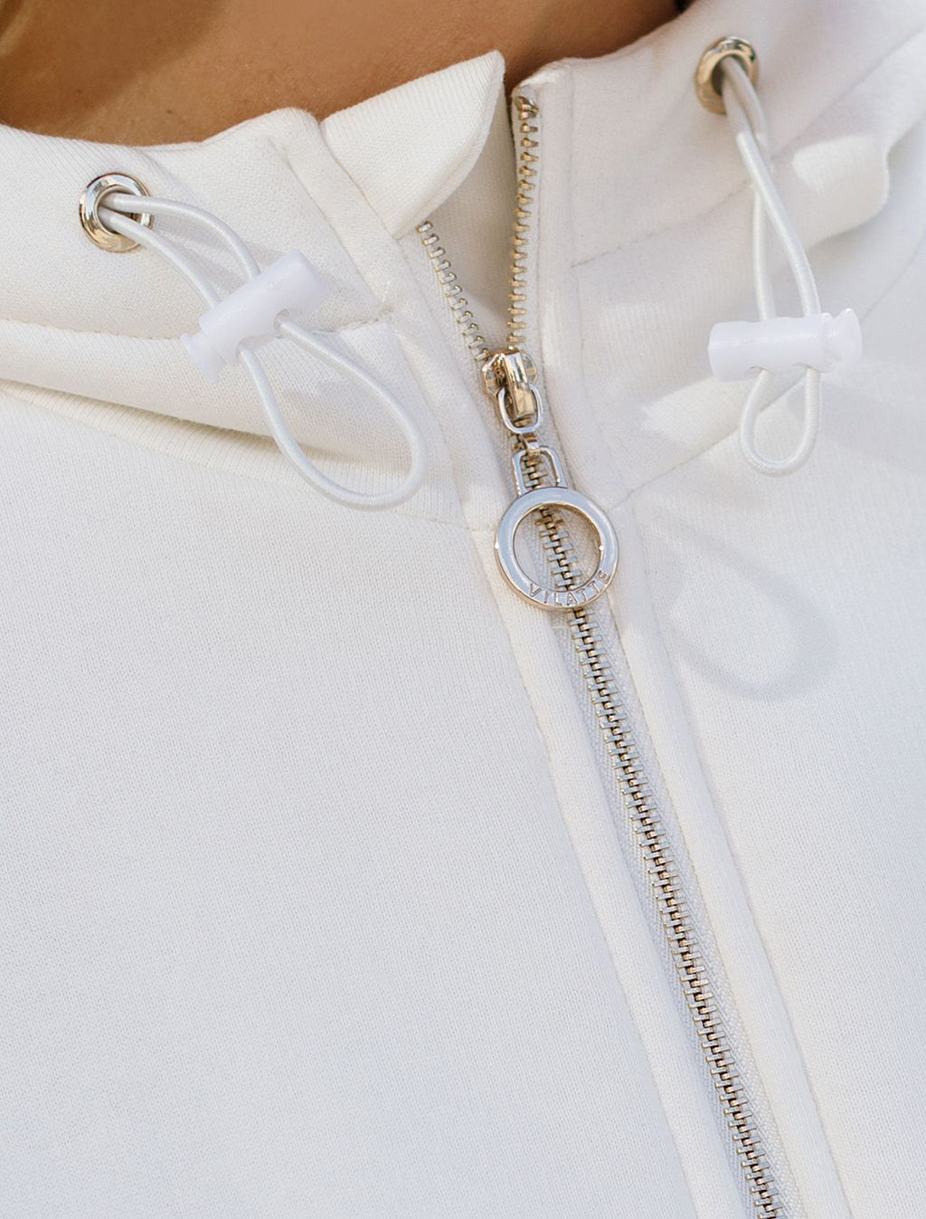 D49.062 Джемпер женский белый