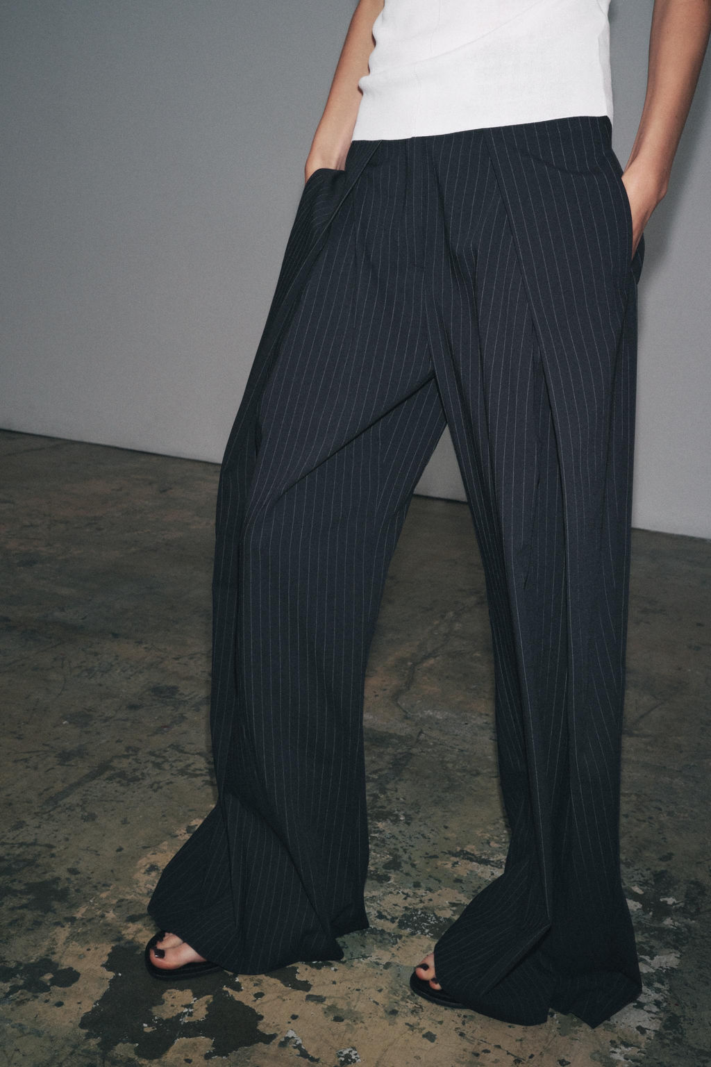 ZW COLLECTION PINSTRIPE TROUSERS - Zara фото 2