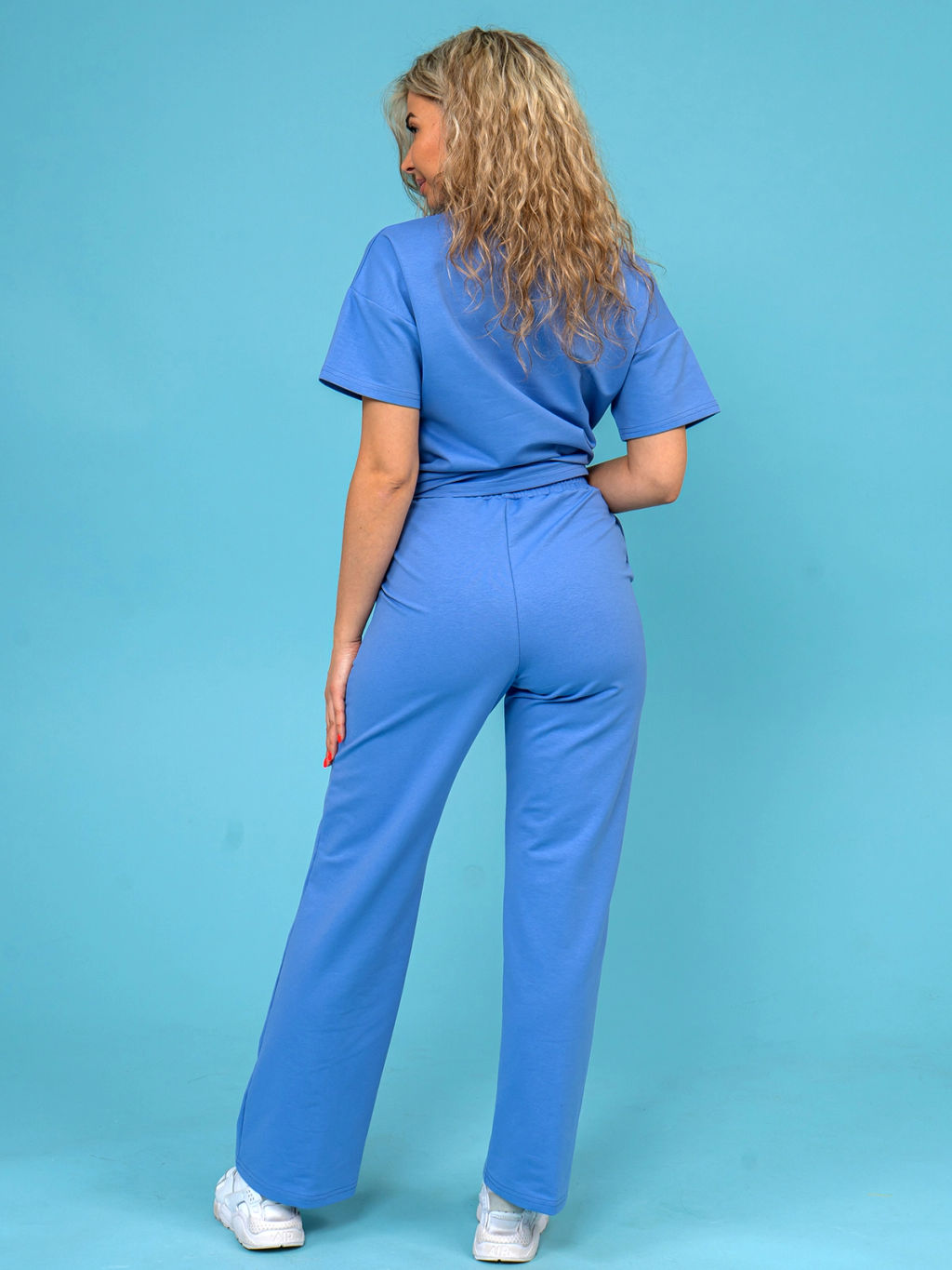 Костюм женский, цвет голубой