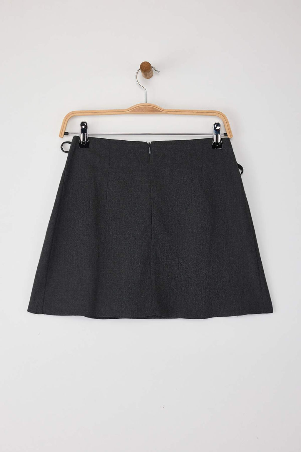 Koyu Antrasit Plise ve Kurdele Detayl? Mini Boy Dokuma Etek TEDAW25ET00012