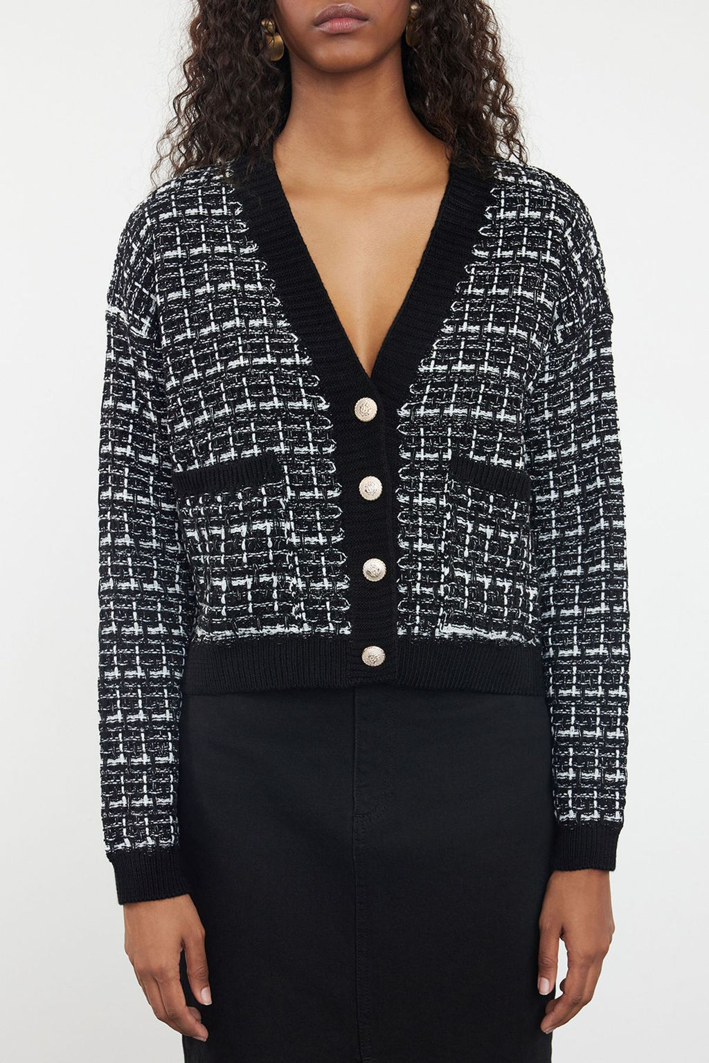 Siyah Tuvit Gorunumlu V Yaka Simli Triko H?rka TWOAW25HI00240