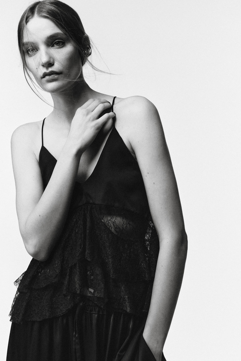 LIMITED EDITION LACE COMBINED TROUSERS - Zara фото 2