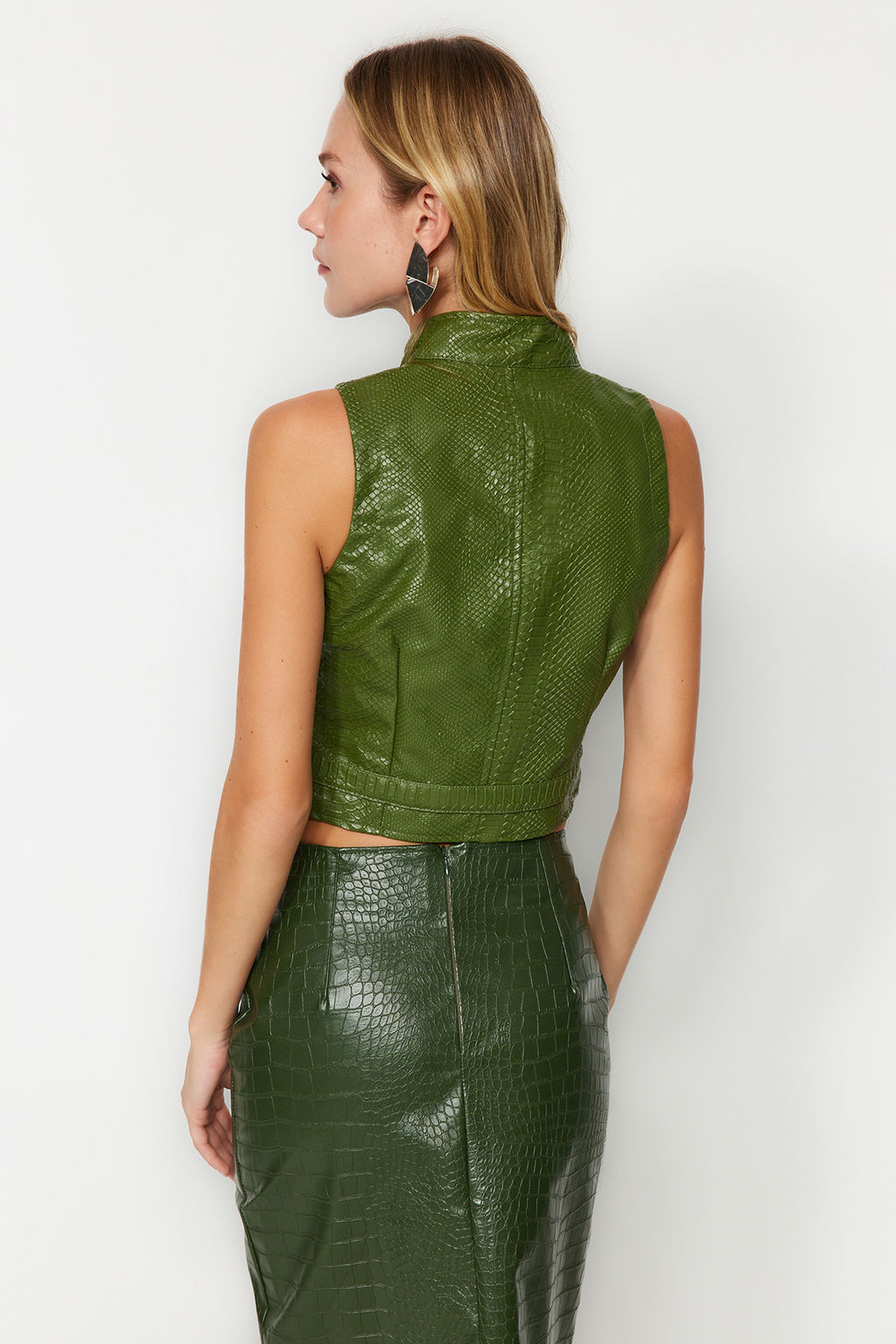 Limited Edition Haki Astarl? Timsah Desenli Crop Dokuma Yelek TWOAW22YE0083