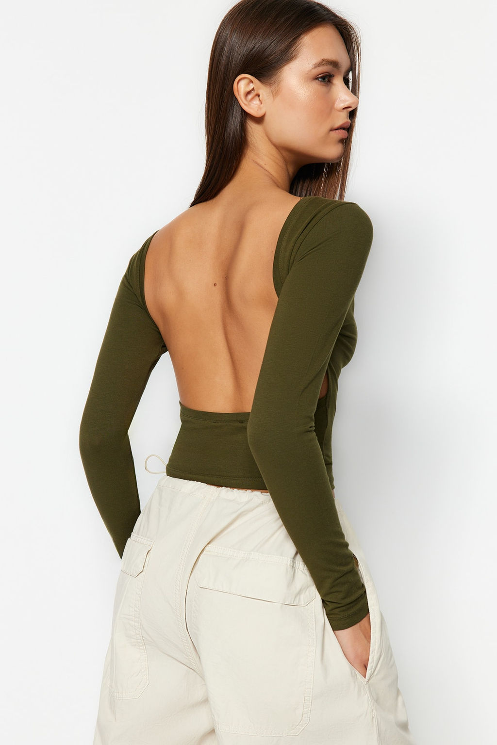 Haki Derin S?rt Dekolteli Fitted/Vucuda Oturan Pamuklu Esnek Orme Bluz TWOAW24BZ00173