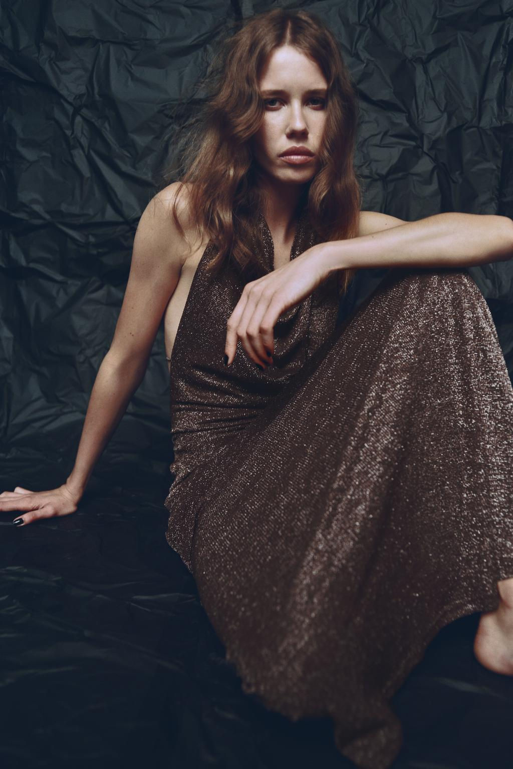 METALLIC THREAD OPEN BACK MAXI DRESS - Zara фото 5