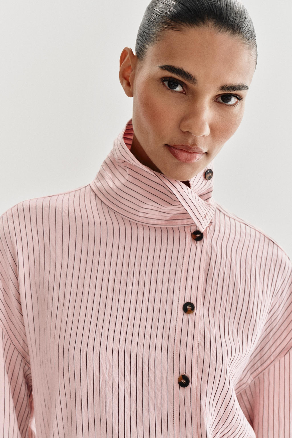 CAMISA CUELLO SUBIDO RAYAS / Rosa - Zara фото 5