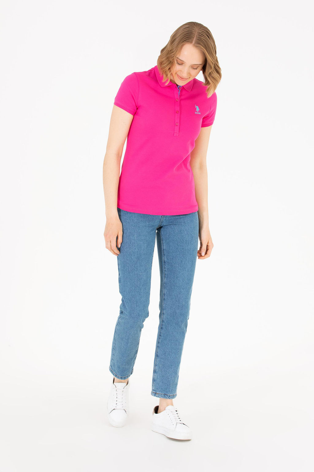 U. S. Polo Assn Женская базовая футболка цвета фуксии с воротником-поло - U.s. polo assn фото 3