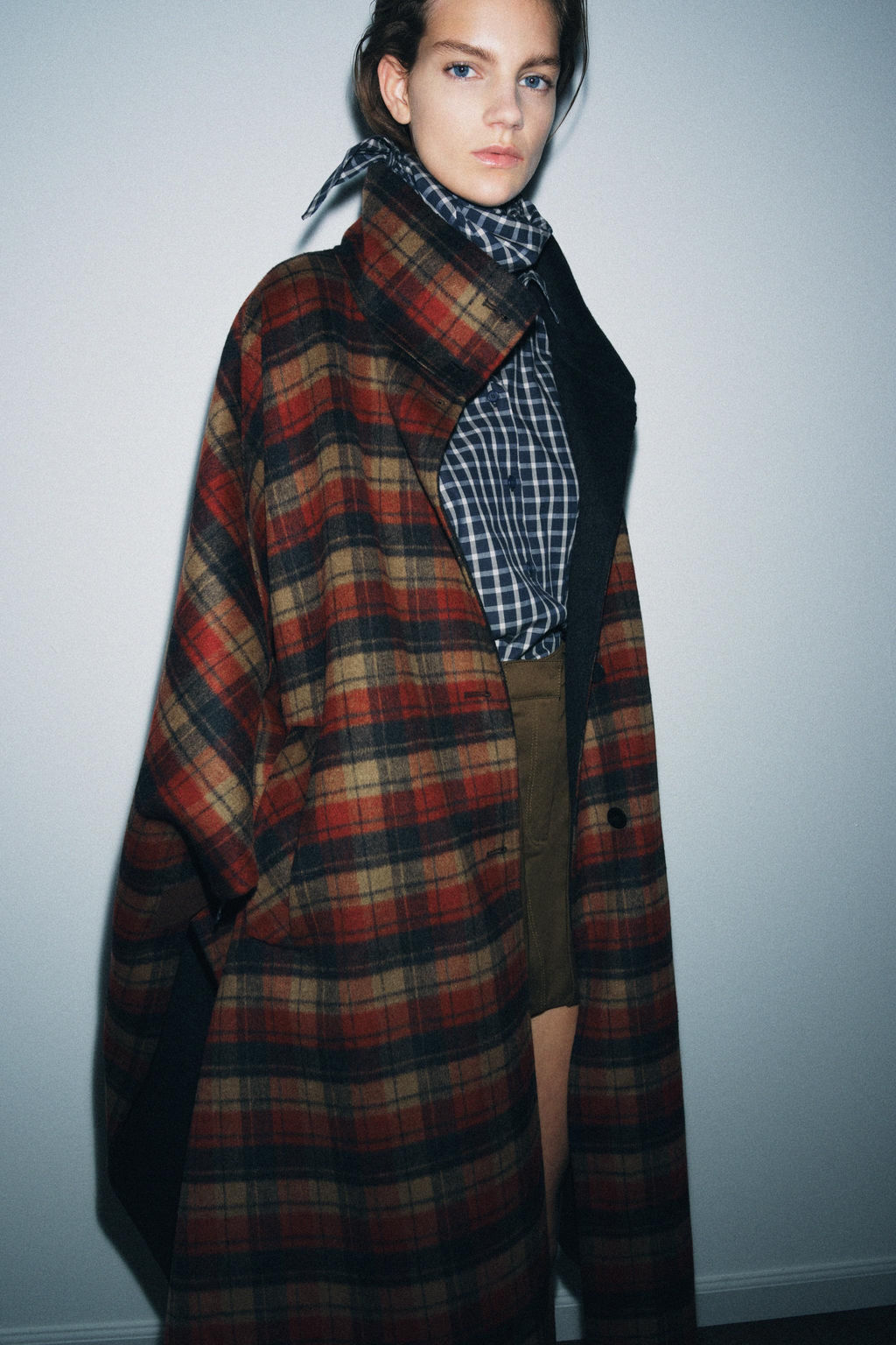 ZW COLLECTION LIMITED EDITION WOOL BLEND CHECK CAPE - Zara фото 4