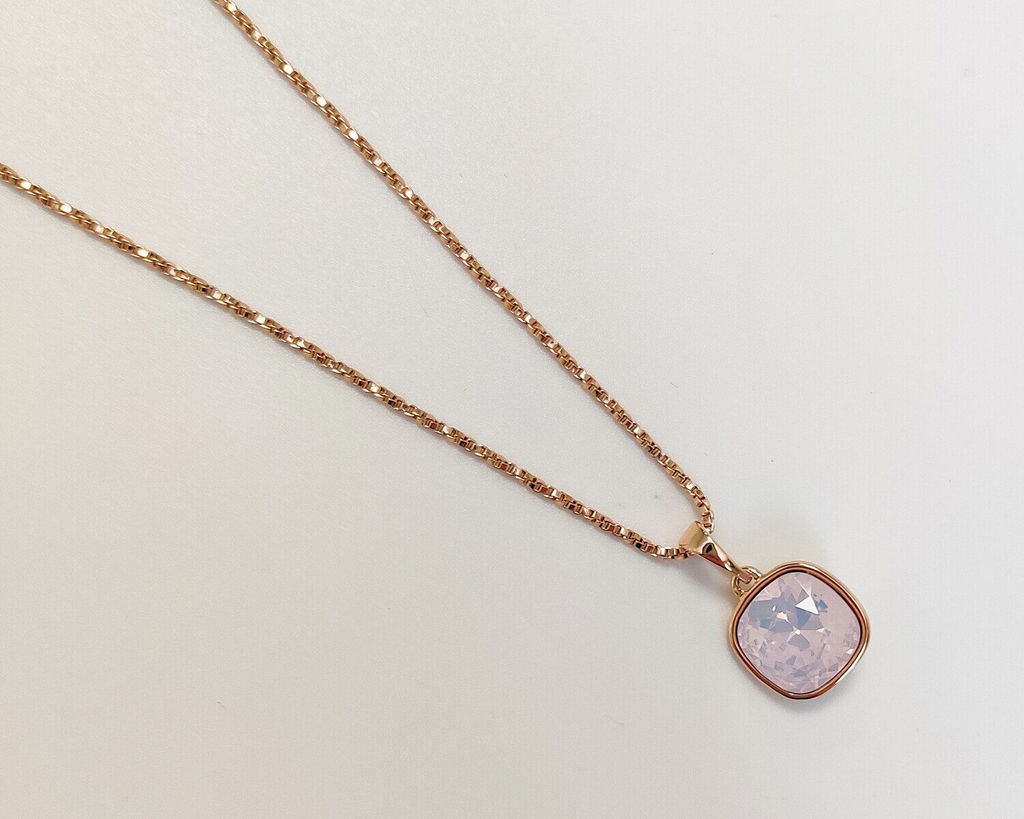 Подвеска с кристаллами Swarovski