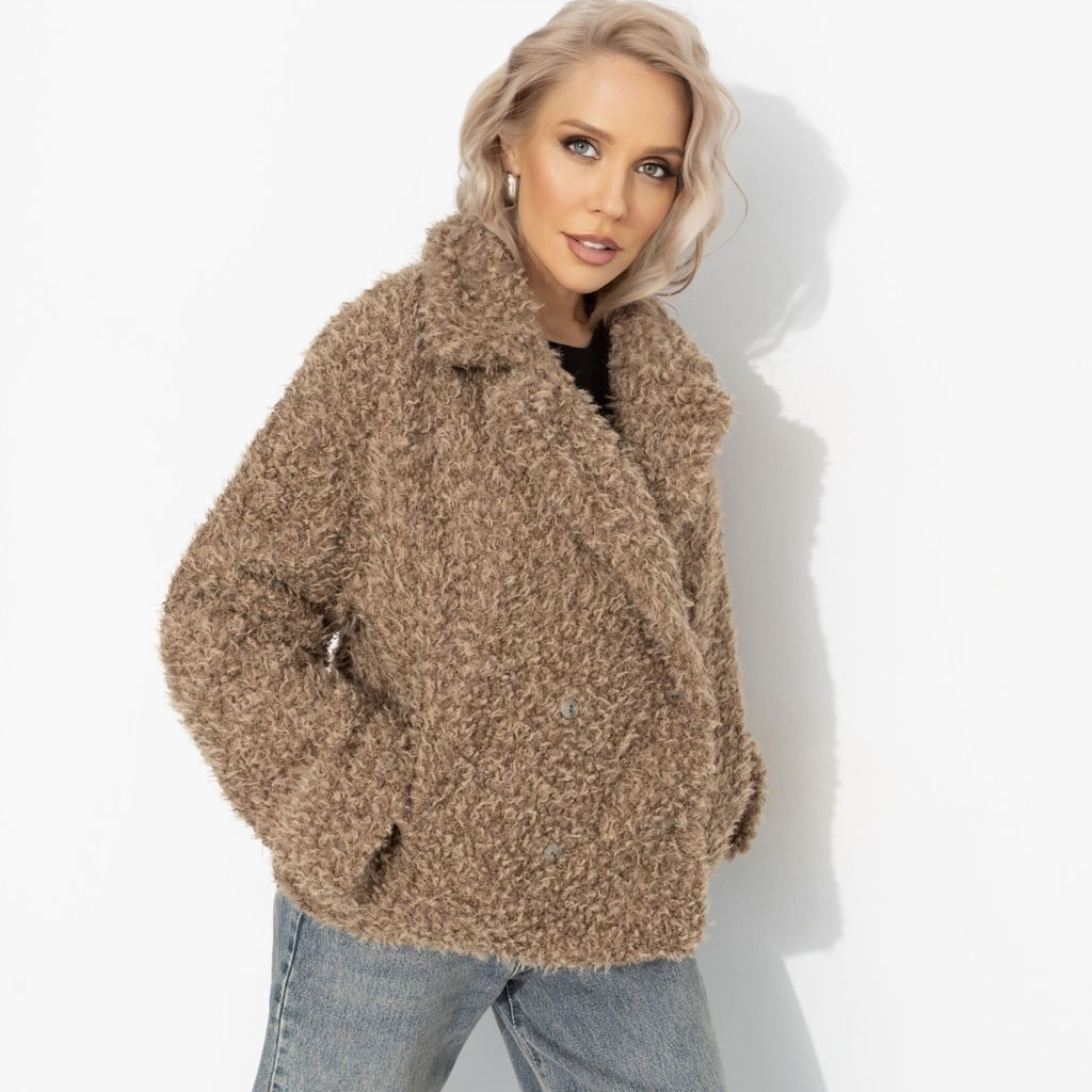 Розыгрыш. Полупальто из экомеха, Слишком заметна (oversize, 50-56)