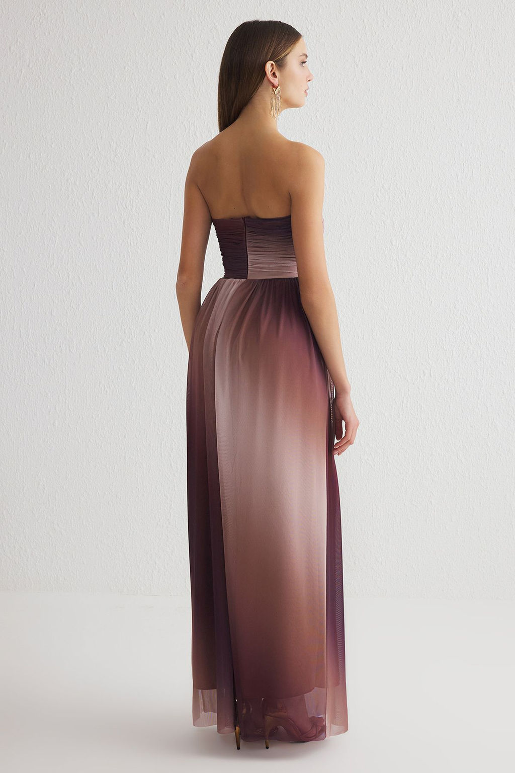 TRENDYOLMILLA Cok Renkli A-Kesim Drape Detayl? Tul Orme Uzun S?k Abiye Elbise TPRSS25AE00054  фото 5