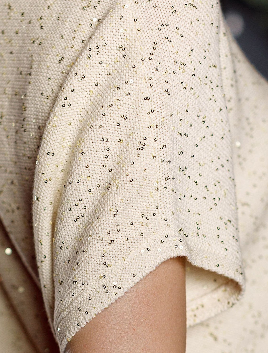 Джемпер с цельнокроенным коротким рукавом из хлопковой пряжи с пайетками - Vilatte фото 2