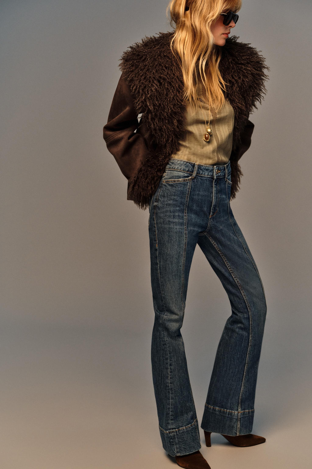 Z1975 MID-WAIST FLARE SEAM JEANS - Zara фото 4