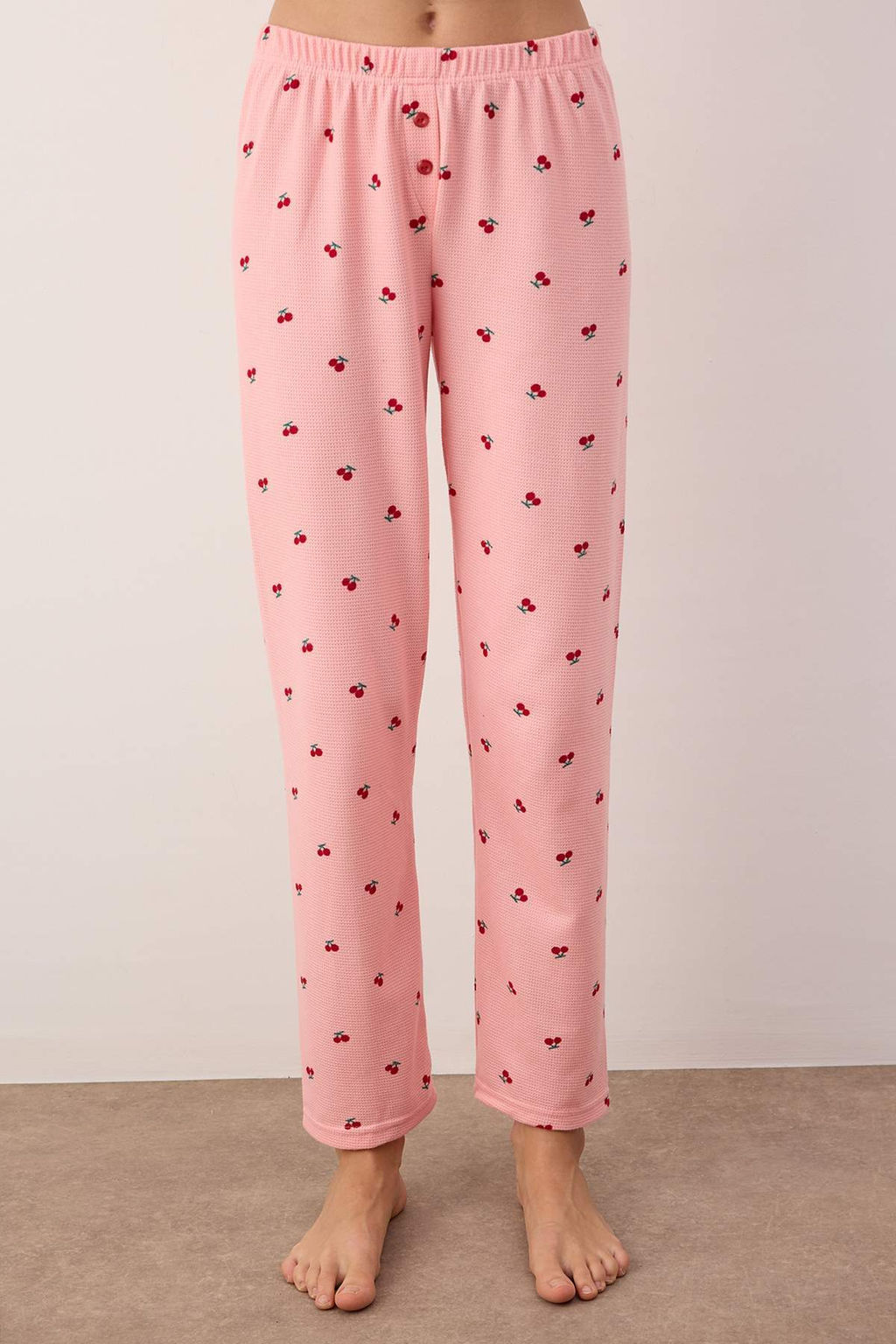 Ekru-K?rm?z? Kirazl? Fermuarl? Yumusak K?sl?k Waffle Orme Pijama Tak?m? THMAW26PT00186 - Trendyolmilla фото 17