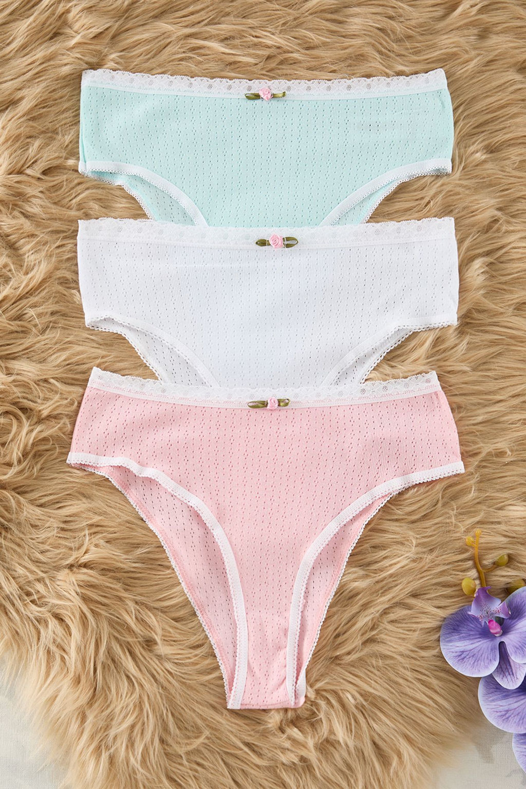 TRENDYOLMILLA Cok Renkli %100 Pamuklu 3lu Pointel Ajurlu/Delikli Gul Aplikeli Hipster Orme Kulot THMSS25KU00022