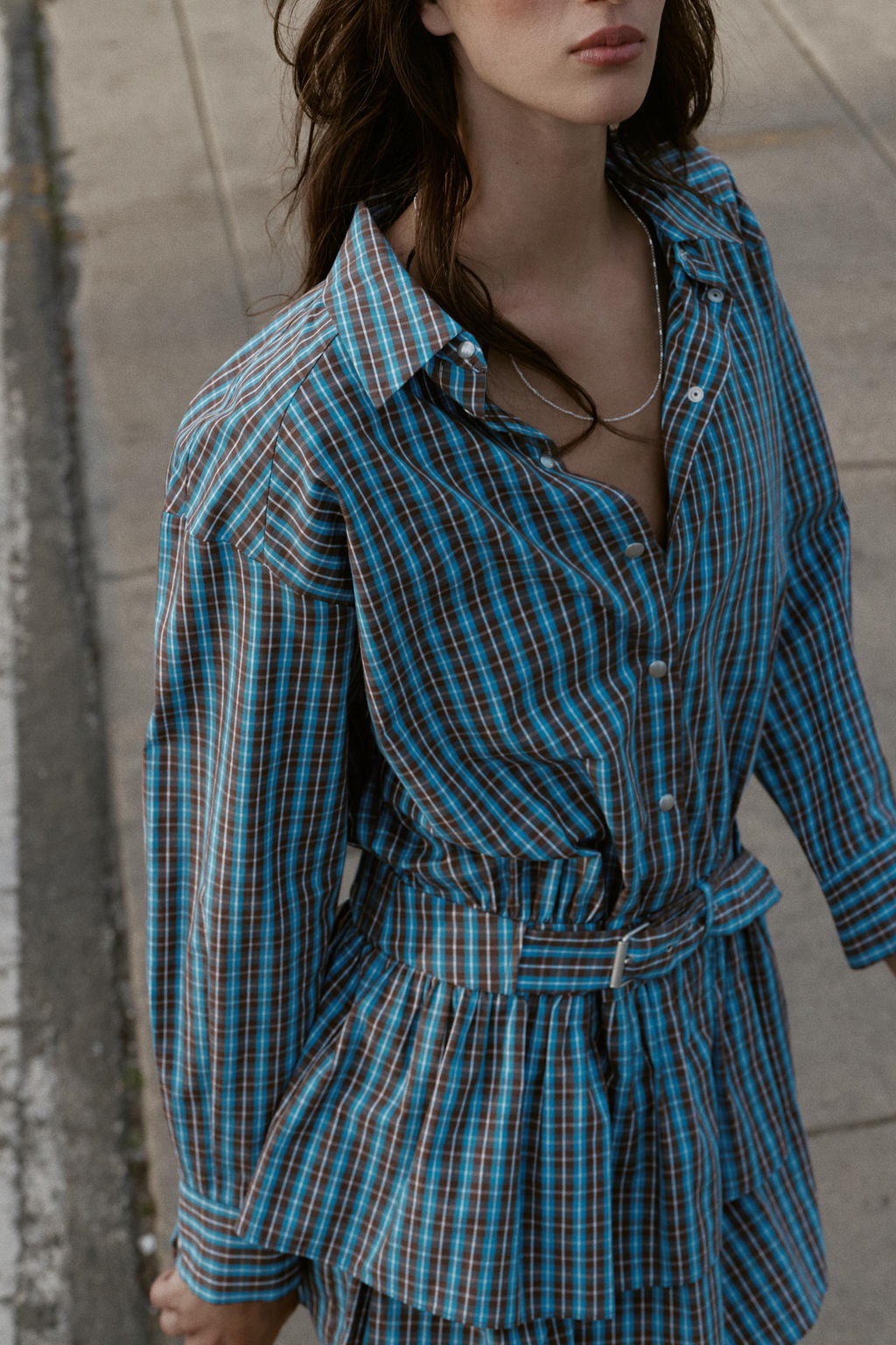 SHORT CHECKED DRESS WITH BELT AND RUFFLES - Zara фото 14