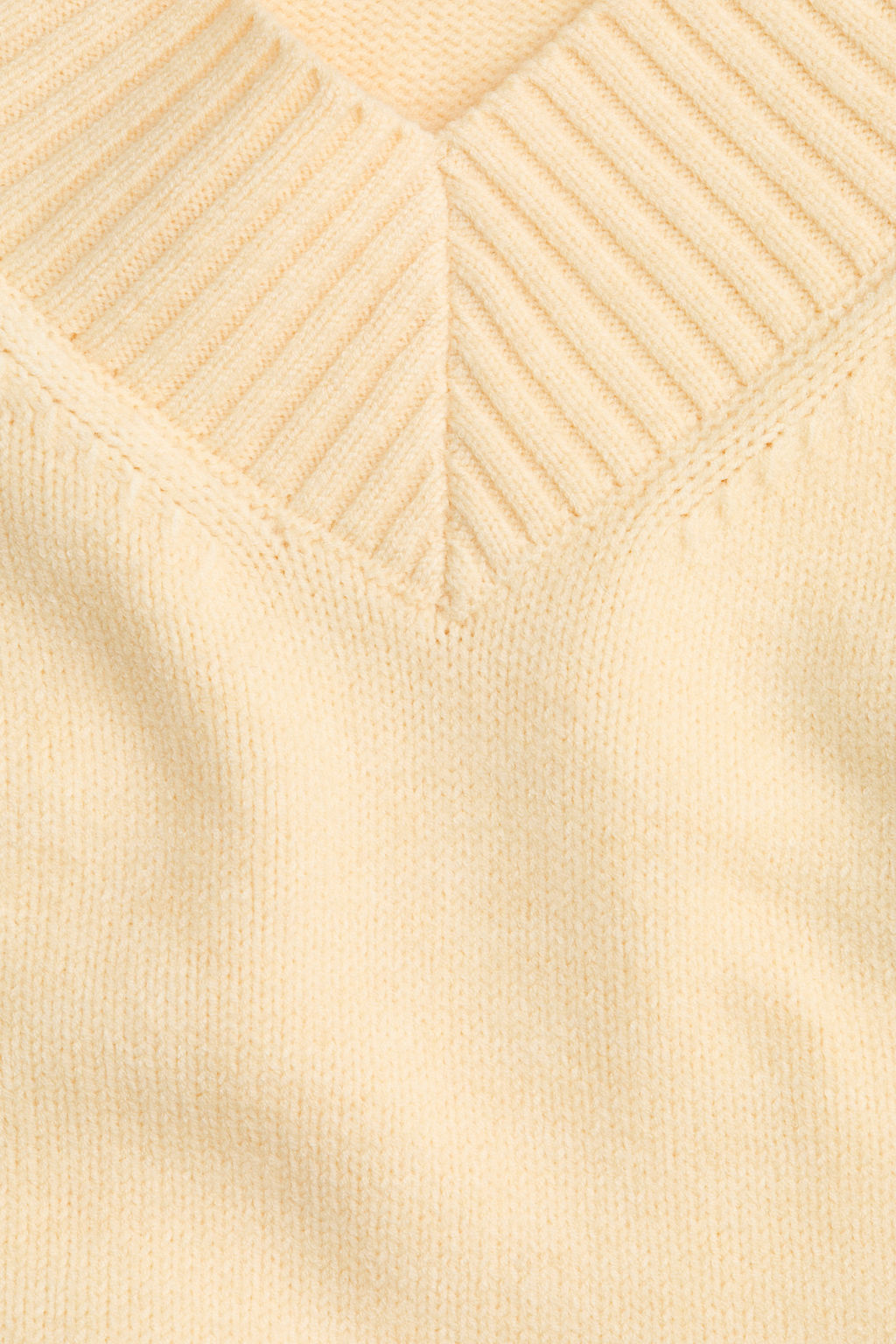 Jersey con escote en V - H&m фото 6