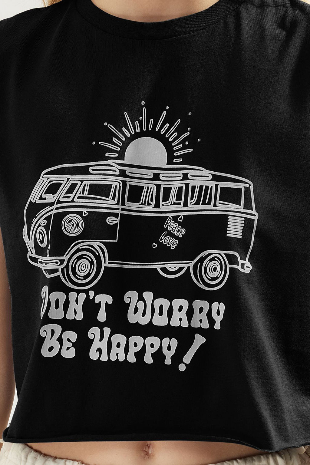 TRENDYOLMILLA K?rm?z? %100 Pamuk Bask?l? Kolsuz Relaxed/Rahat Kal?p Crop Bisiklet Yaka Orme T-Shirt TWOSS23TS00122  фото 28