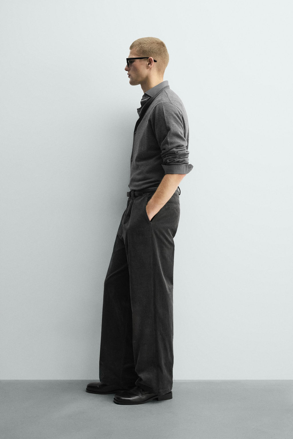 CORDUROY PLEATED TROUSERS - Zara фото 4