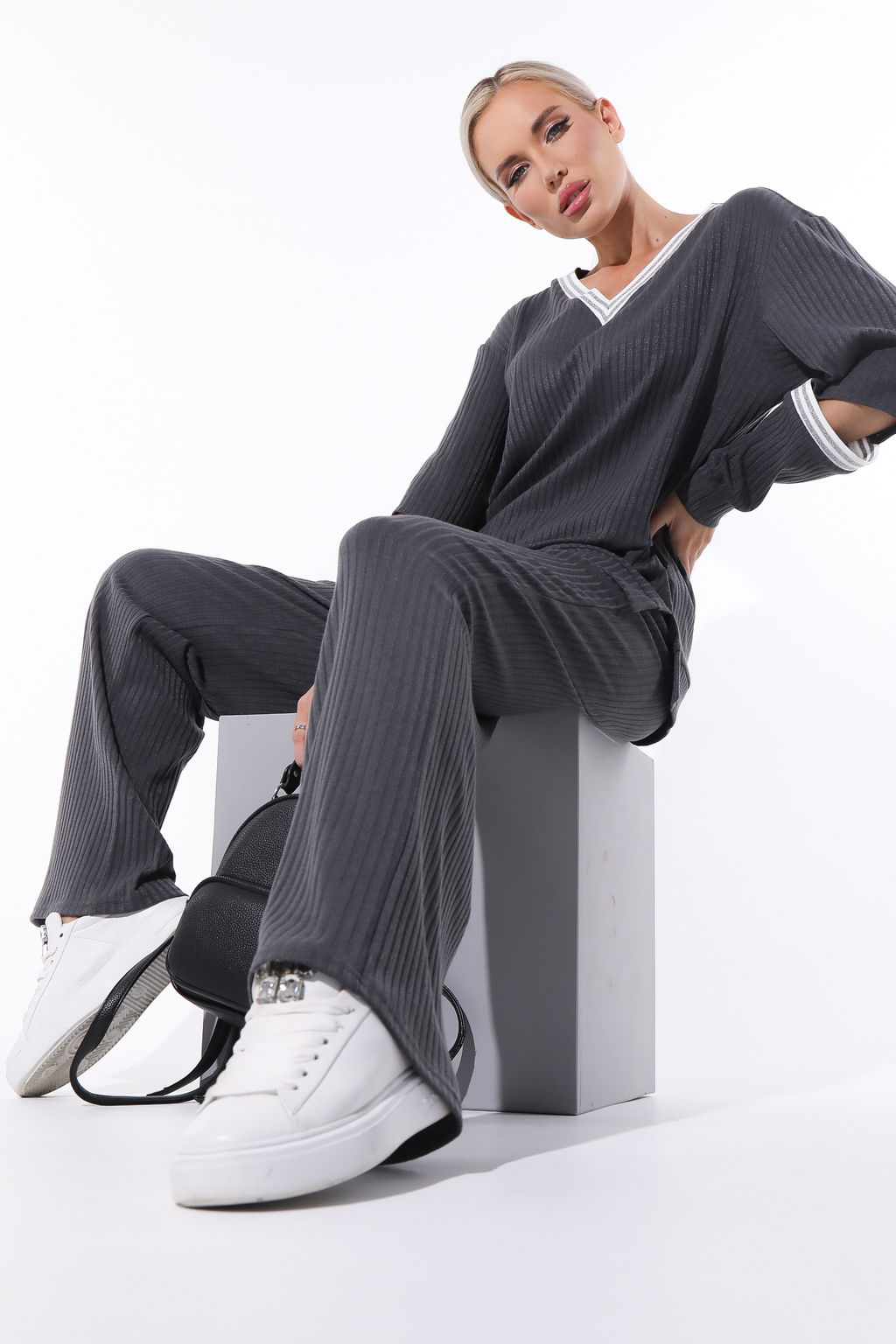 Костюм Особенно актуально (трюфель) - Эльза фото 9