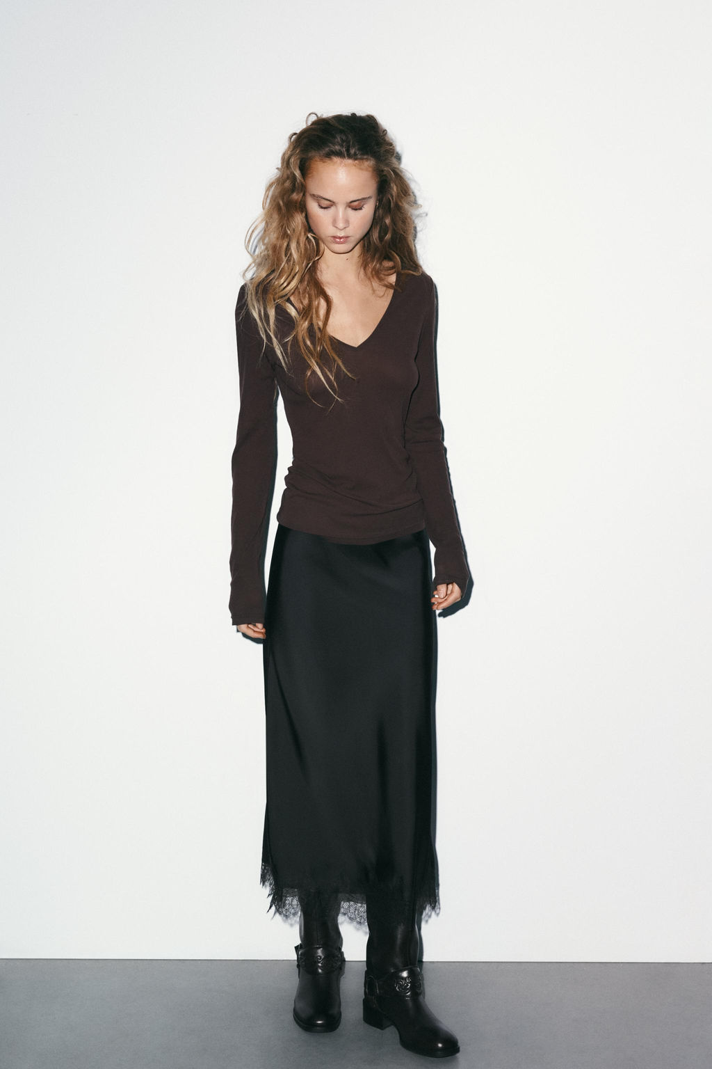 LACE TRIM SATIN MIDI SKIRT - Zara фото 16