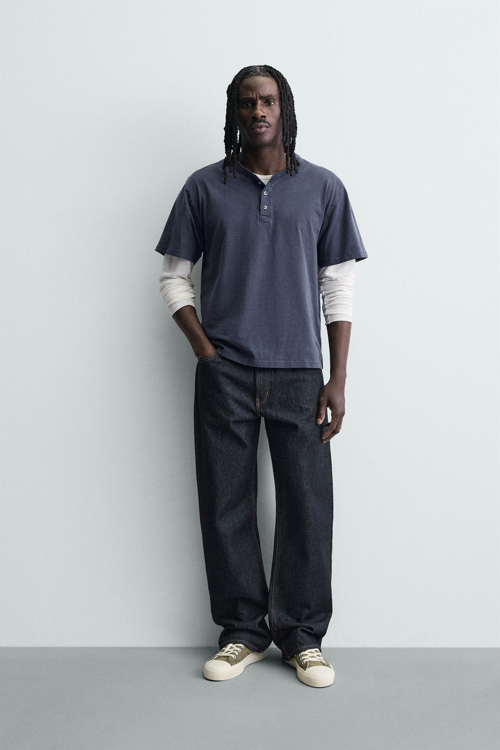 CAMISETA LAVADA CUELLO PANADERO / Marino