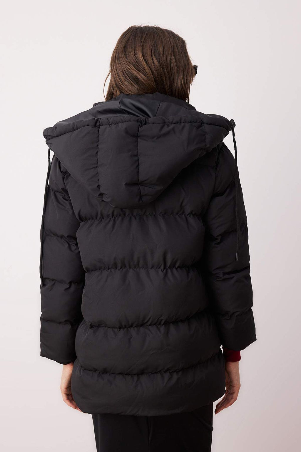 TRENDYOLMILLA Siyah Kapusonlu Su Itici Sisme Mont TWOAW24MO00184  фото 4