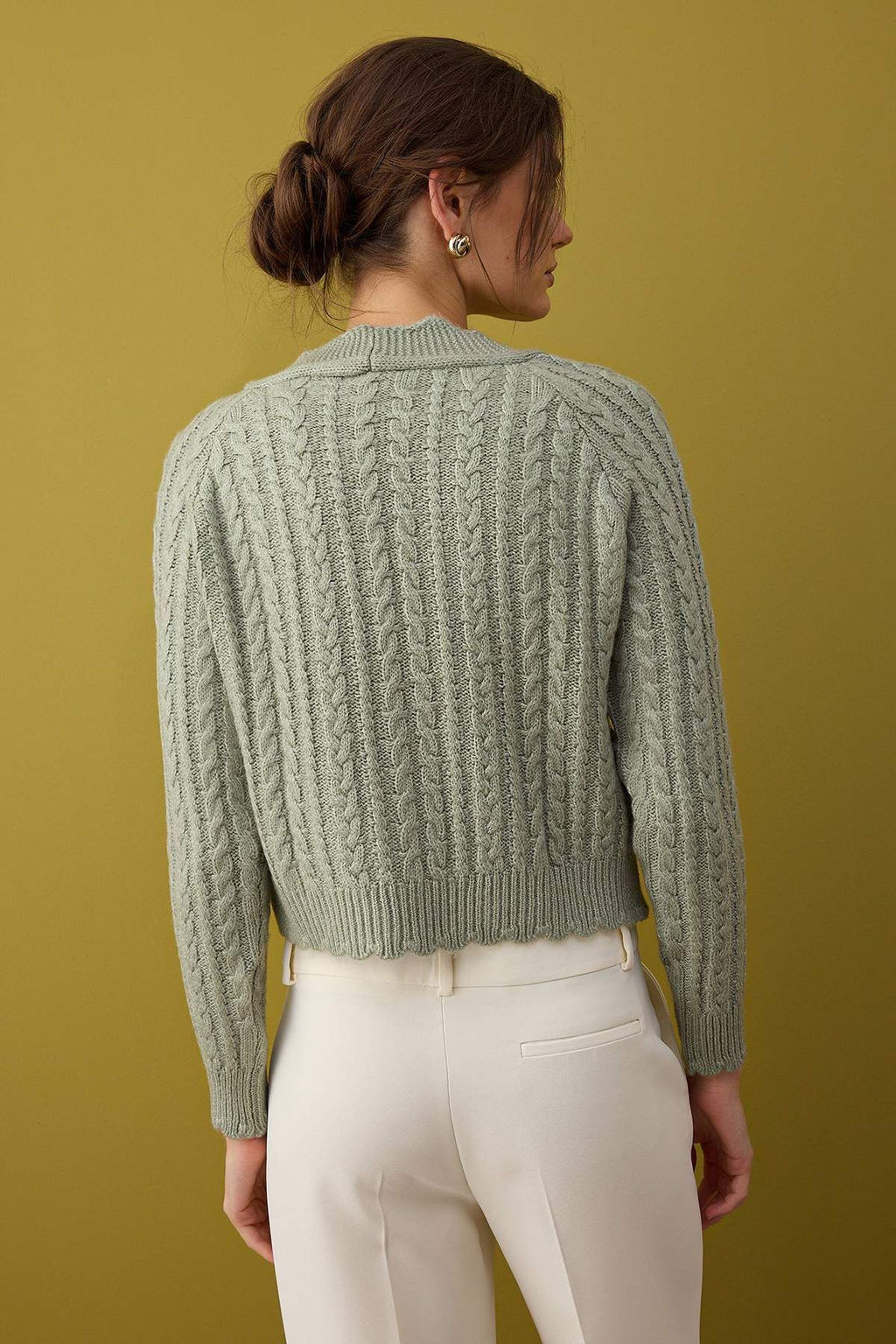 Mint Yumusak Dokulu Inci Dugme Detayl? Crop Triko H?rka TWOAW26HI00185
